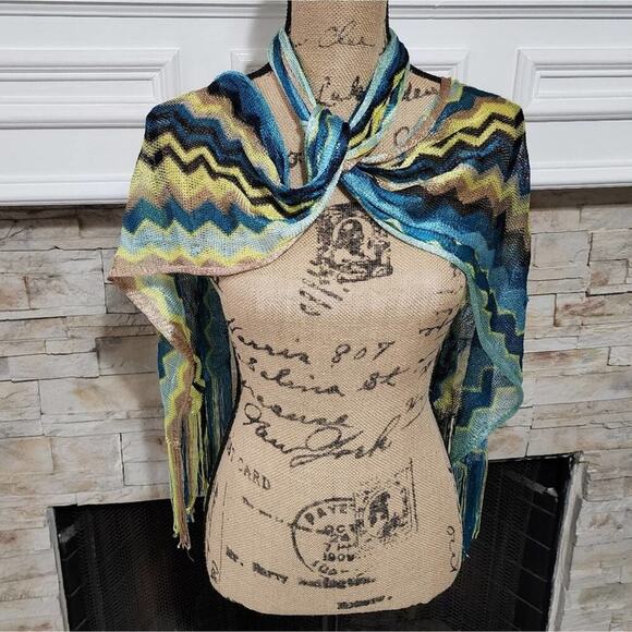 Loft green yellow and black Chevron rectangular scarf new‎ - Picture 2 of 3